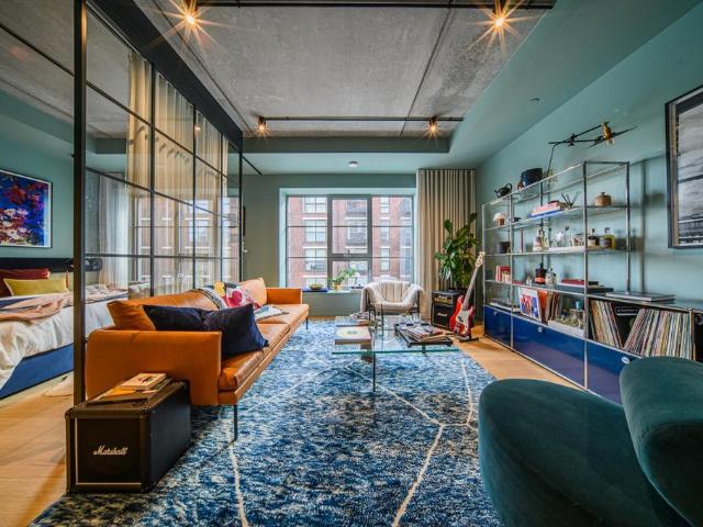 Flat for sale in Goodluck Hope, Greater London