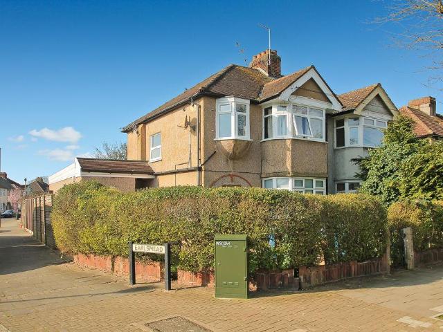 Flat for sale in Greater London