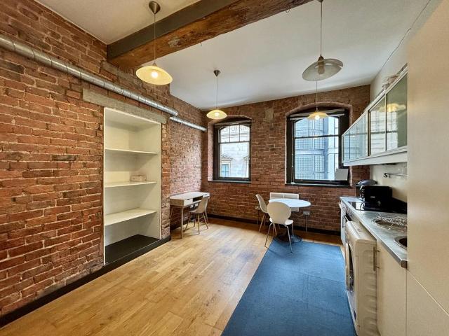 Flat for sale in City Centre, Georgia