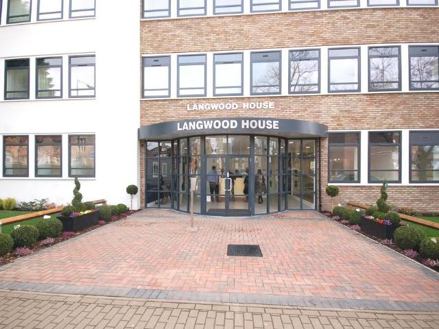 Flat for sale in Batchworth