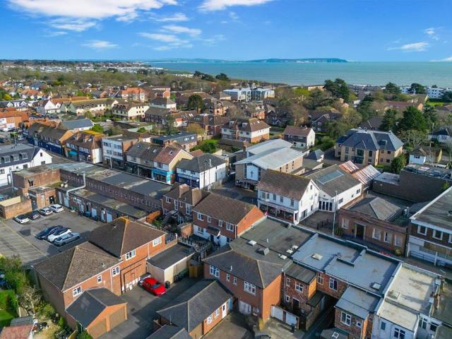 Flat for sale in Highcliffe
