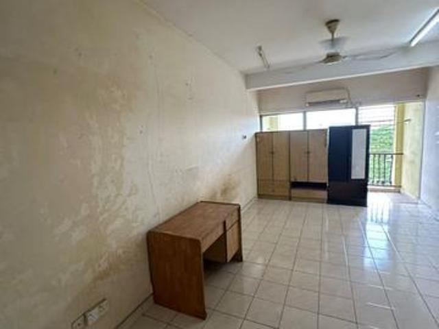 Apartment for sale in Kajang, Langat