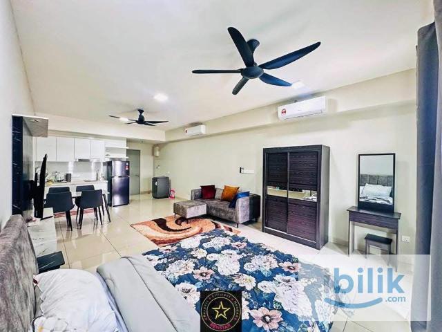 Room for rent in Petaling, Alam Impian