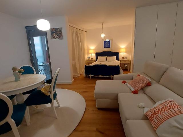 Estúdio alugar em Bairro Clemente Vicente, Oeiras