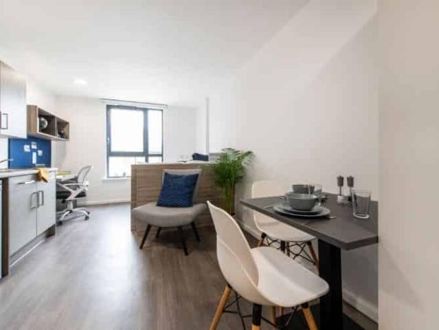 Studio for rent in City Centre, Isle Of Man