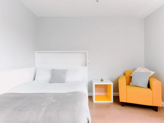 Studio for rent in Merchant City, Scotland