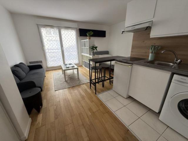 Studio location à Versailles, Guyancourt