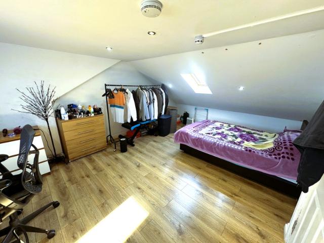 Studio for rent in Loxford, Greater London