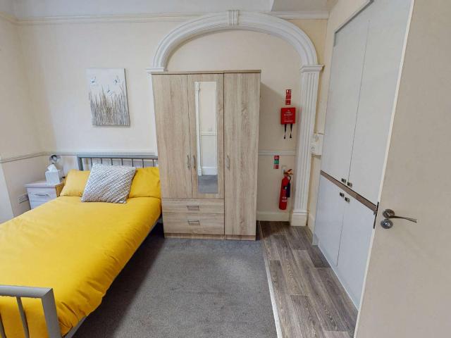 Studio for rent in Cowhill, Pendock