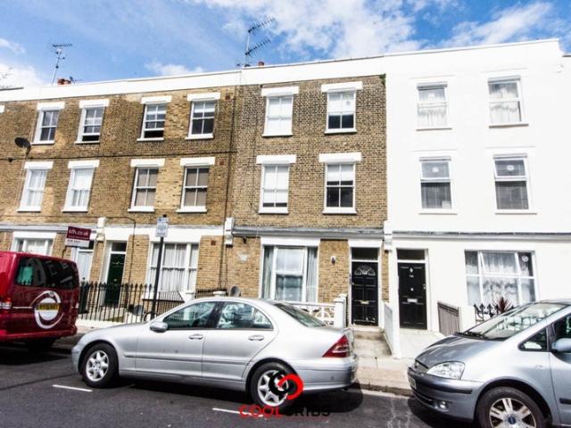 Studio for rent in Brook Green, Greater London