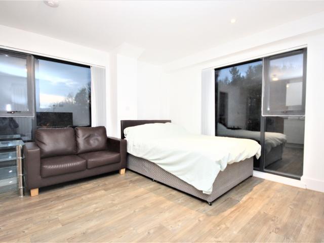 Studio for rent in Mumps, Pendock