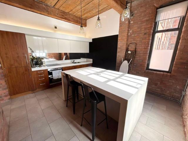Studio for rent in City Centre, Georgia