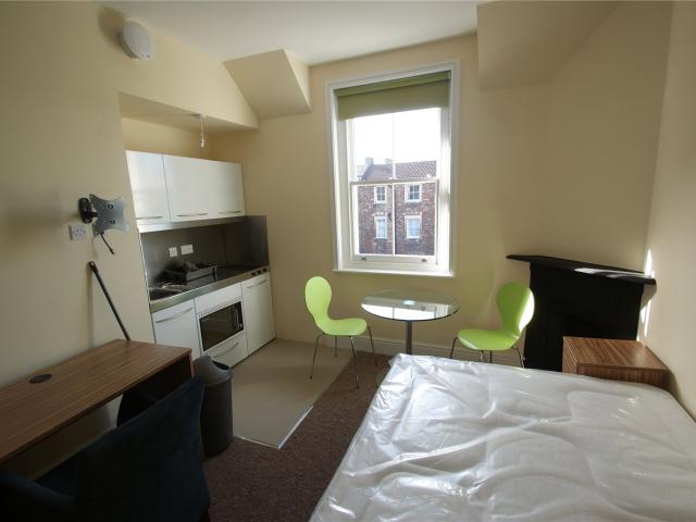 Studio for rent in City Centre, Feckenham