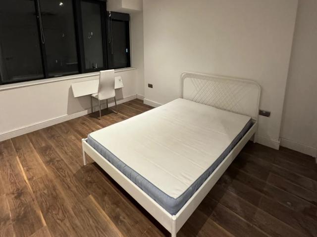 Studio for rent in Wealdstone, Greater London