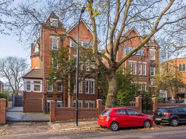 Studio for rent in Belsize Park, Greater London