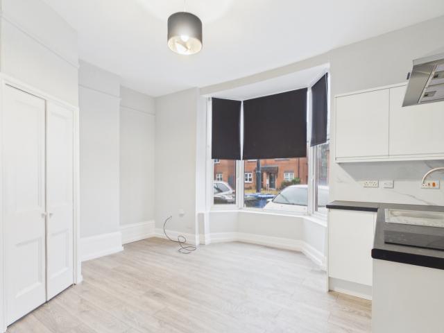 Studio for rent in Littleover, East Midlands
