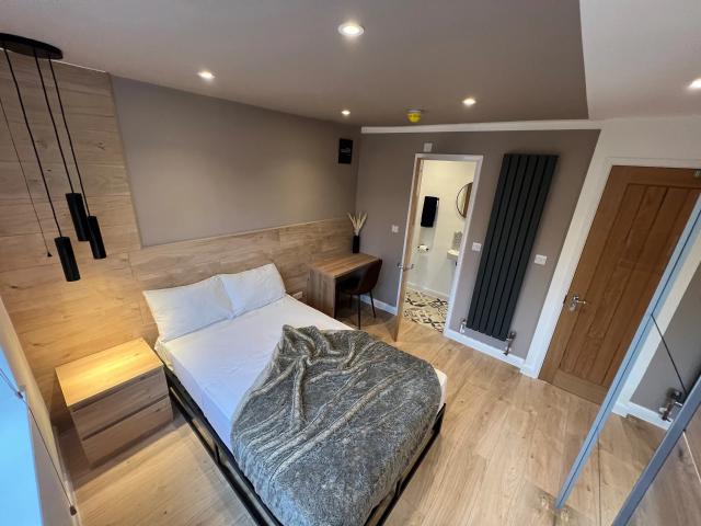 Studio for rent in Foxhayes, Exeter