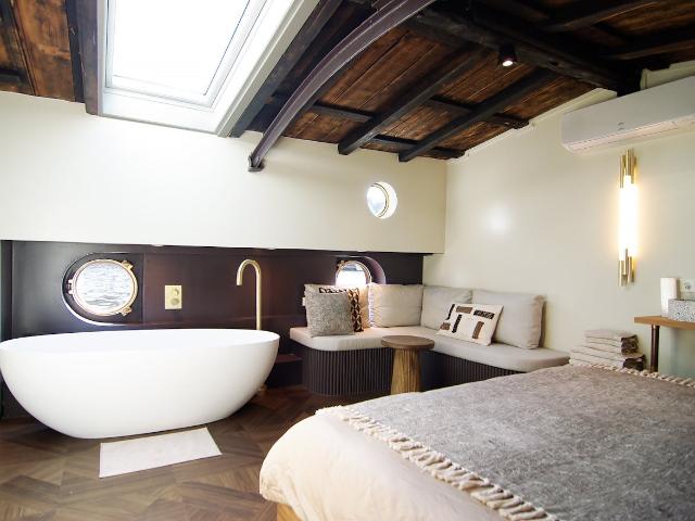 Studio te huur in Haarlem, Noord Holland