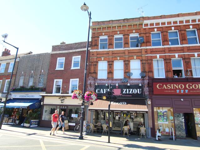 Studio for rent in London Borough of Richmond upon Thames, Greater London