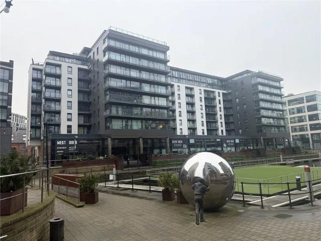 Studio for rent in Richmond Hill, West Yorkshire