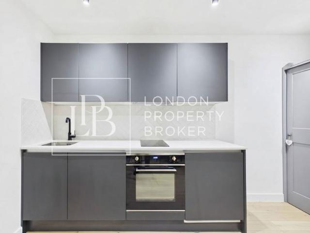 Studio for rent in Greater London