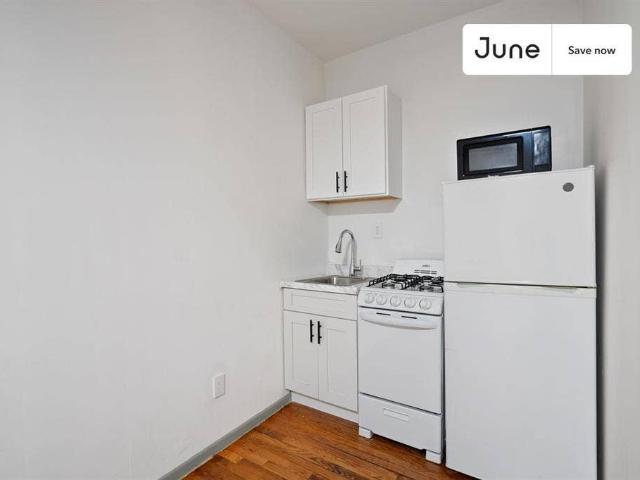 Apartment for rent in Arverne, New York