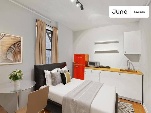 Apartment for rent in Arverne, New York