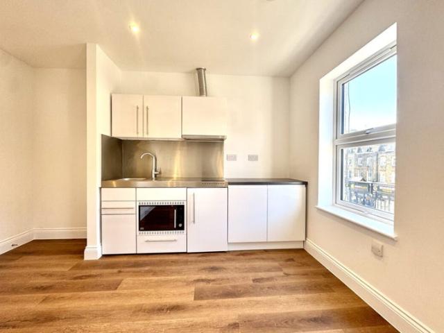 Studio for rent in Chalk Farm, Greater London