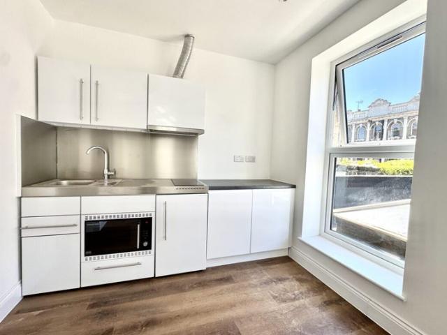 Studio for rent in Chalk Farm, Greater London