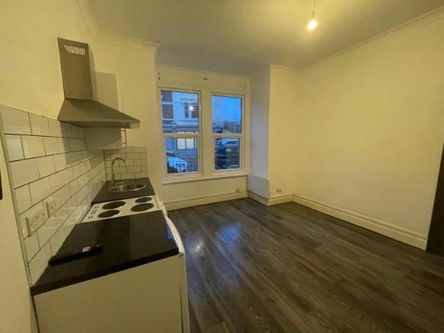 Studio for rent in Putney, Greater London