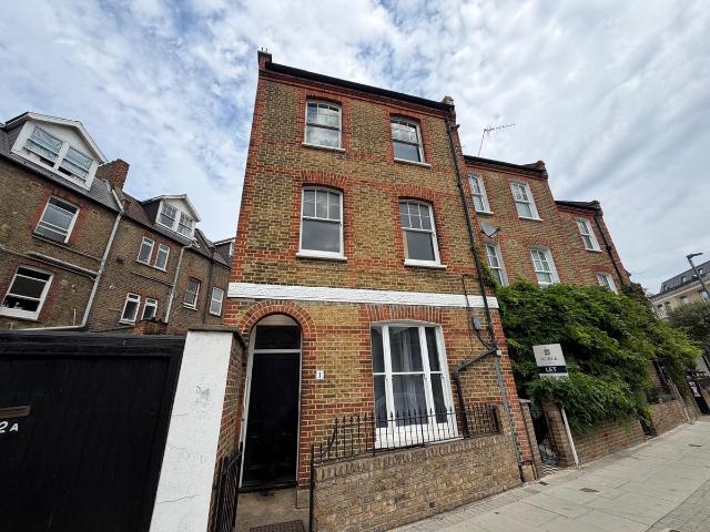 Studio for rent in Chelsea, Greater London