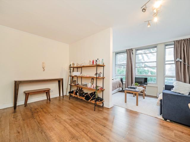 Studio for rent in Westminster, Greater London