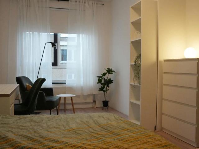 Studio te huur in Charlois, Rotterdam