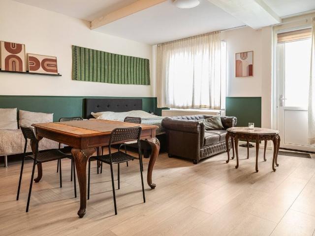 Studio te huur in 's-gravenhage