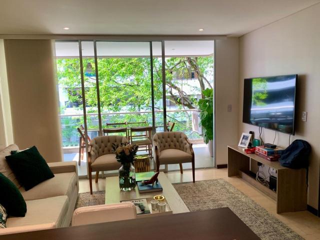 Apartaestudio en arriendo en Santa Teresita, Cali