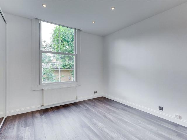 Studio for rent in Kensal Town, Greater London