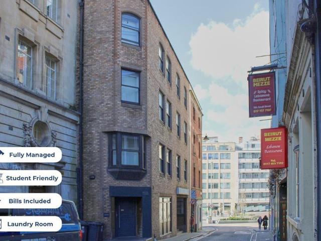 Studio for rent in Old City, Bristol