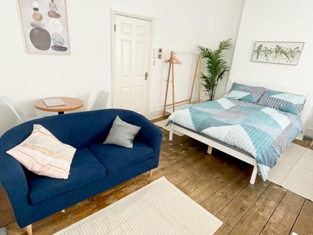 Studio for rent in Soho, Isle Of Man