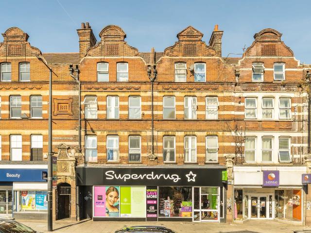 Studio for rent in London Borough of Lambeth, Greater London