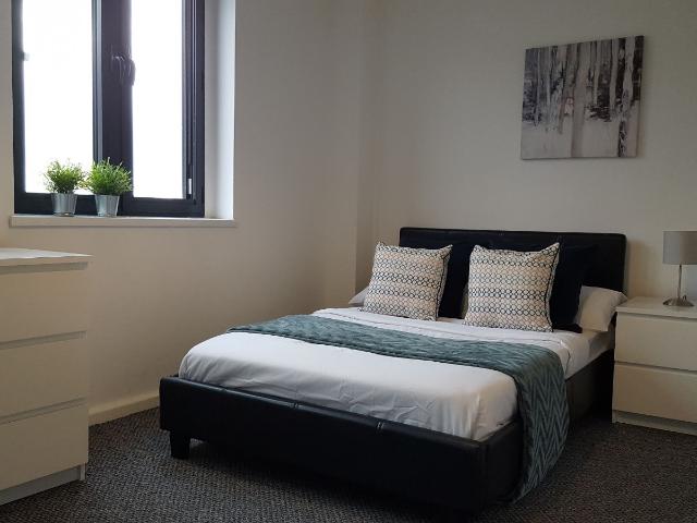 Studio for rent in Willenhall, West Midlands