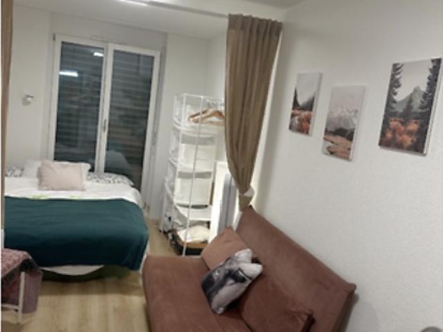 Studio mieten in Einigen, Zürich