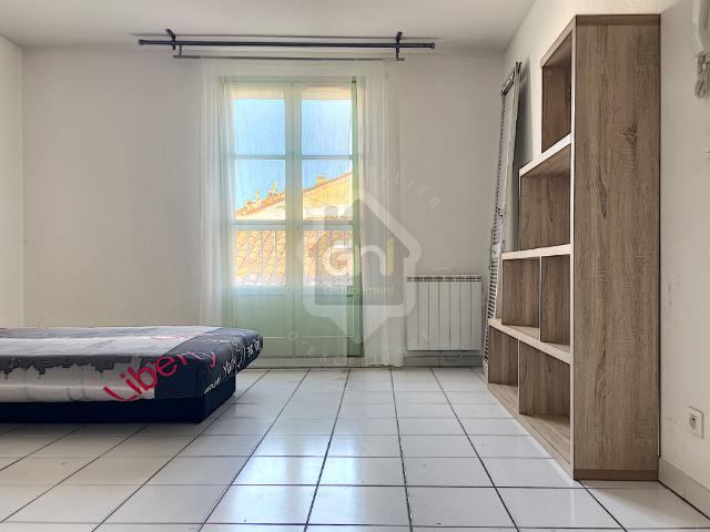 Studio location à Avignon