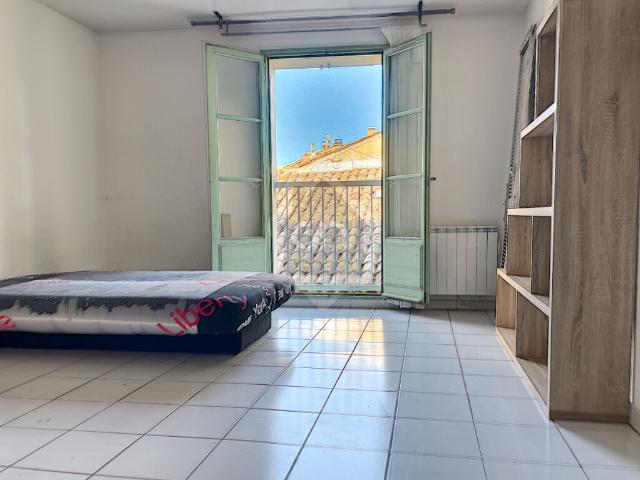 Studio location à Avignon