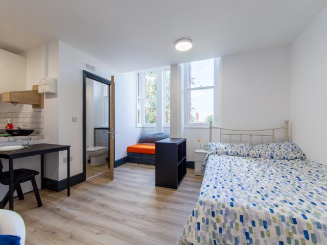 Room for rent in St Clements, Worcestershire