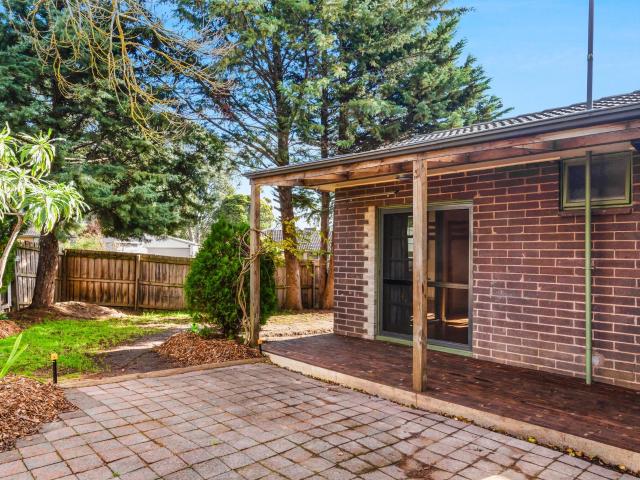 Granny Flat for rent in Camerons Creek, Victoria