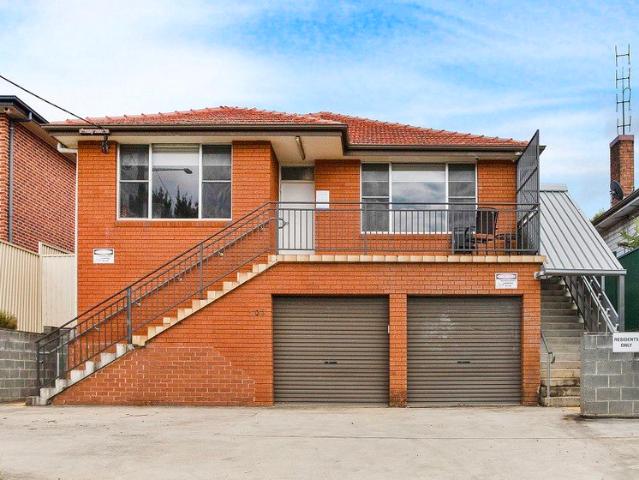 Granny Flat for rent in Wollongong West, New South Wales
