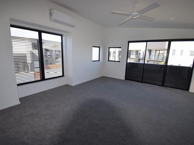 Granny Flat for rent in Sydney, New South Wales