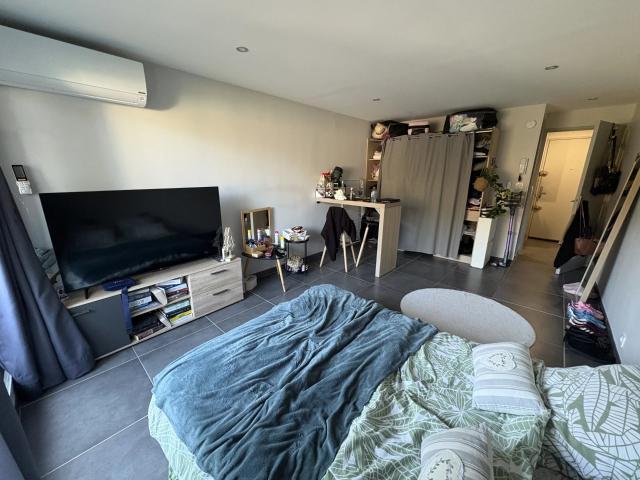 Studio location à Nîmes