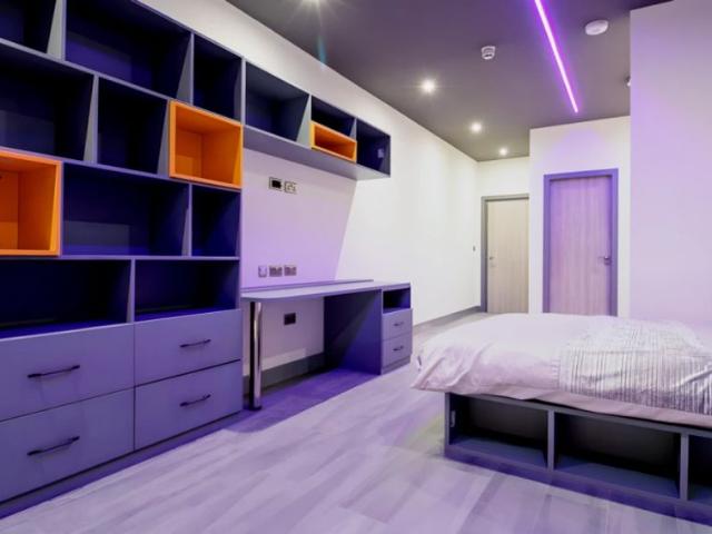 Studio for rent in Woodhouse, West Yorkshire