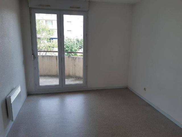 Studio location à Le Bachut, Lyon